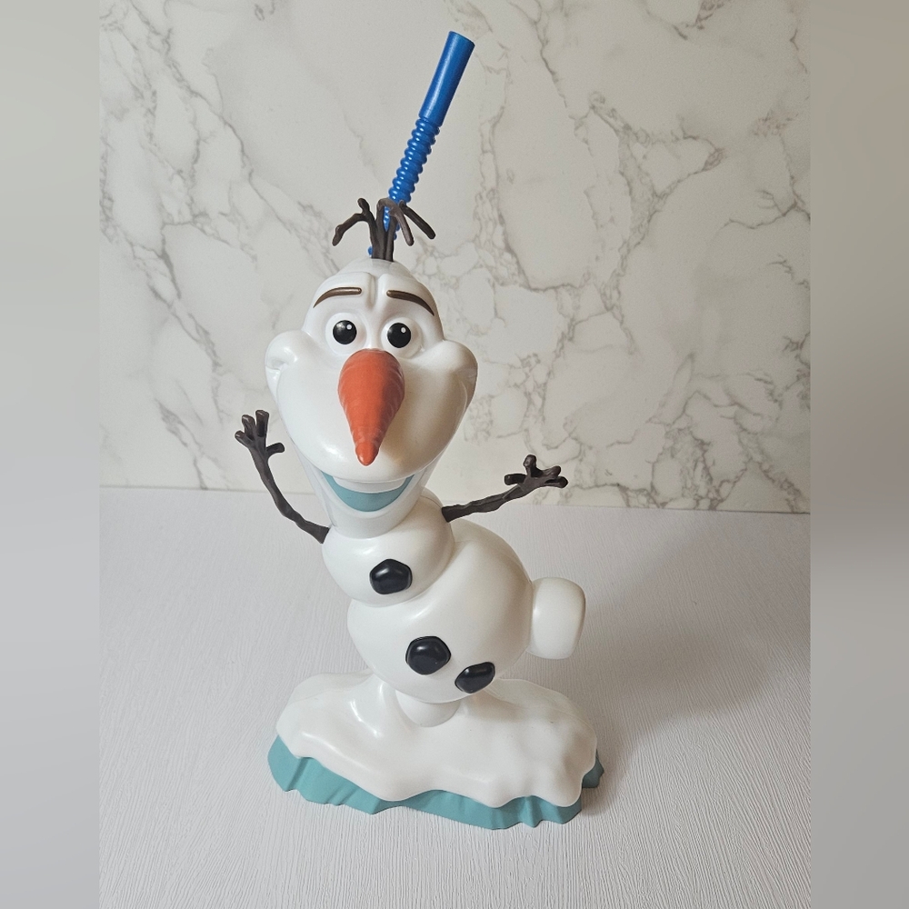 Disney Parks Olaf Sipper